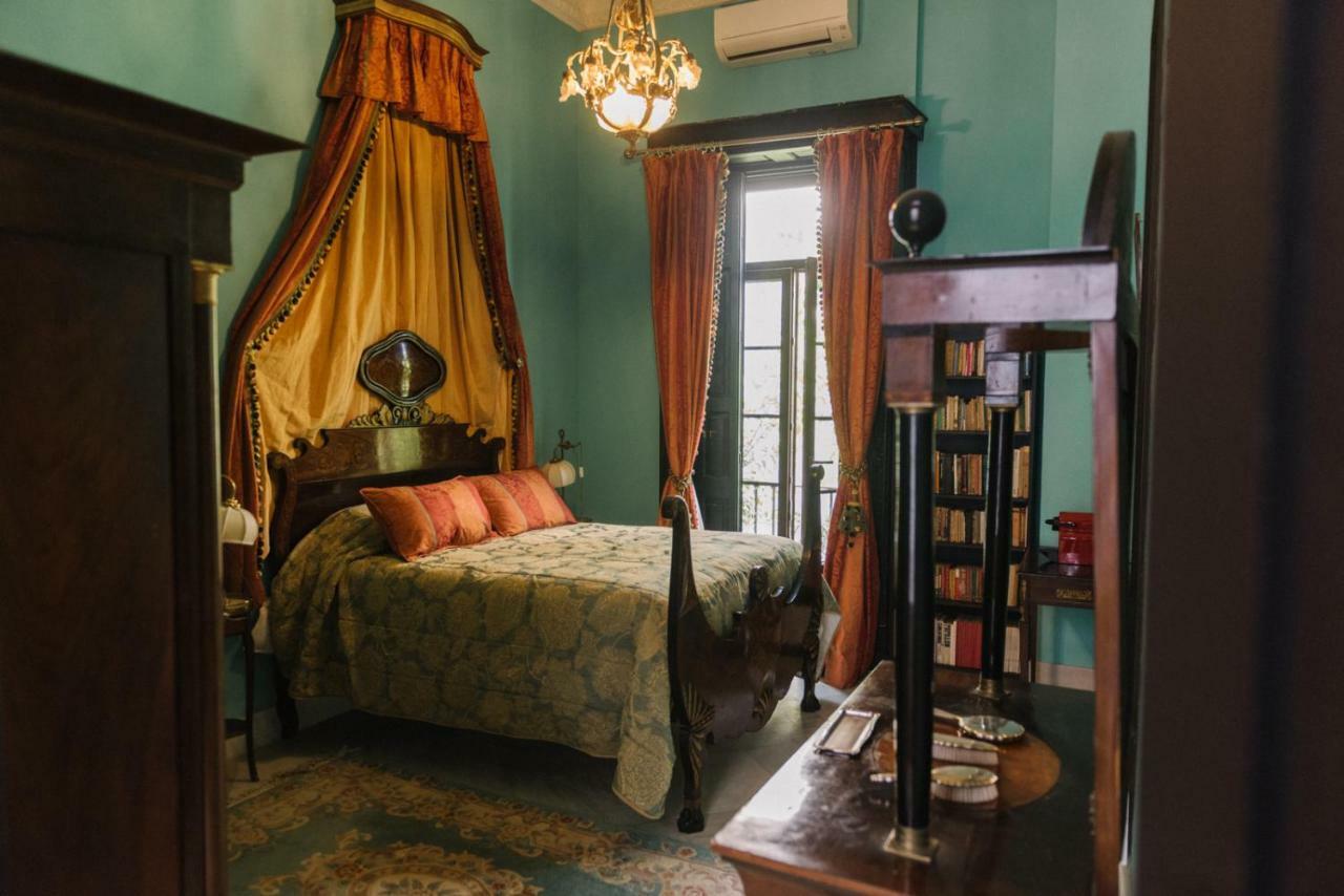 Quarto em Acomodações Particulares Palacio Del Virrey Laserna *